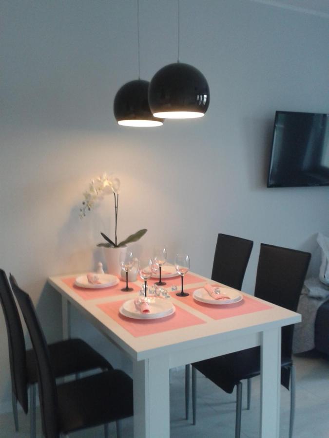 Wind Rose Apartament ชวีโนวิชแจ ภายนอก รูปภาพ
